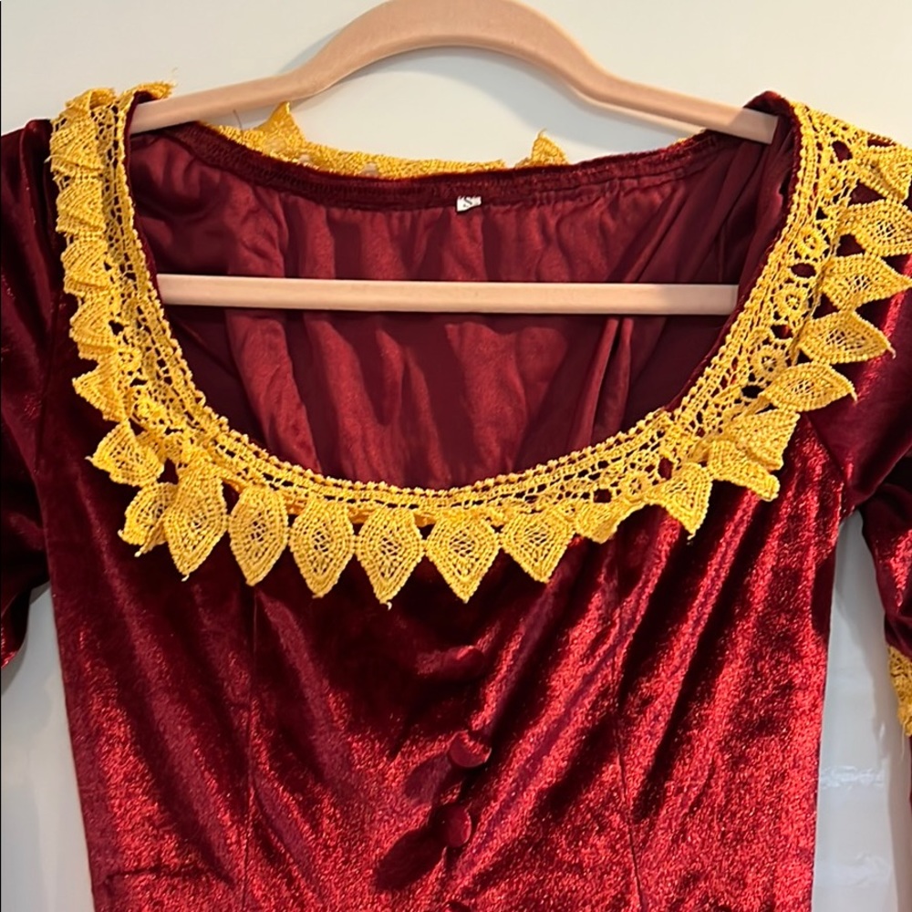 Victorian Red Velvet Halloween Costume Gem